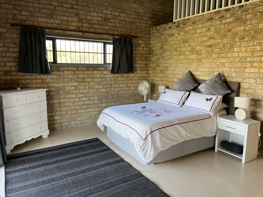 To Let 2 Bedroom Property for Rent in Pringle Bay Western Cape